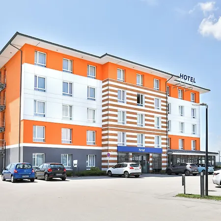 Kyriad Pontarlier-2